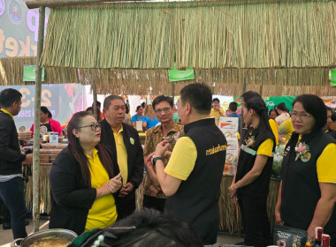 สหกรณ์จังหวัดพิษณุโลกพร้อมคณะเข้าร่วมเป็นเกียรติในพิธีเปิดงาน “Co-op Market Fairพลังสหกรณ์ ขับเคลื่อนสินค้าเกษตรอัตลักษณ์พื้นถิ่น by สหกรณ์นิคมคลองสวนหมาก จำกัด ... พารามิเตอร์รูปภาพ 6